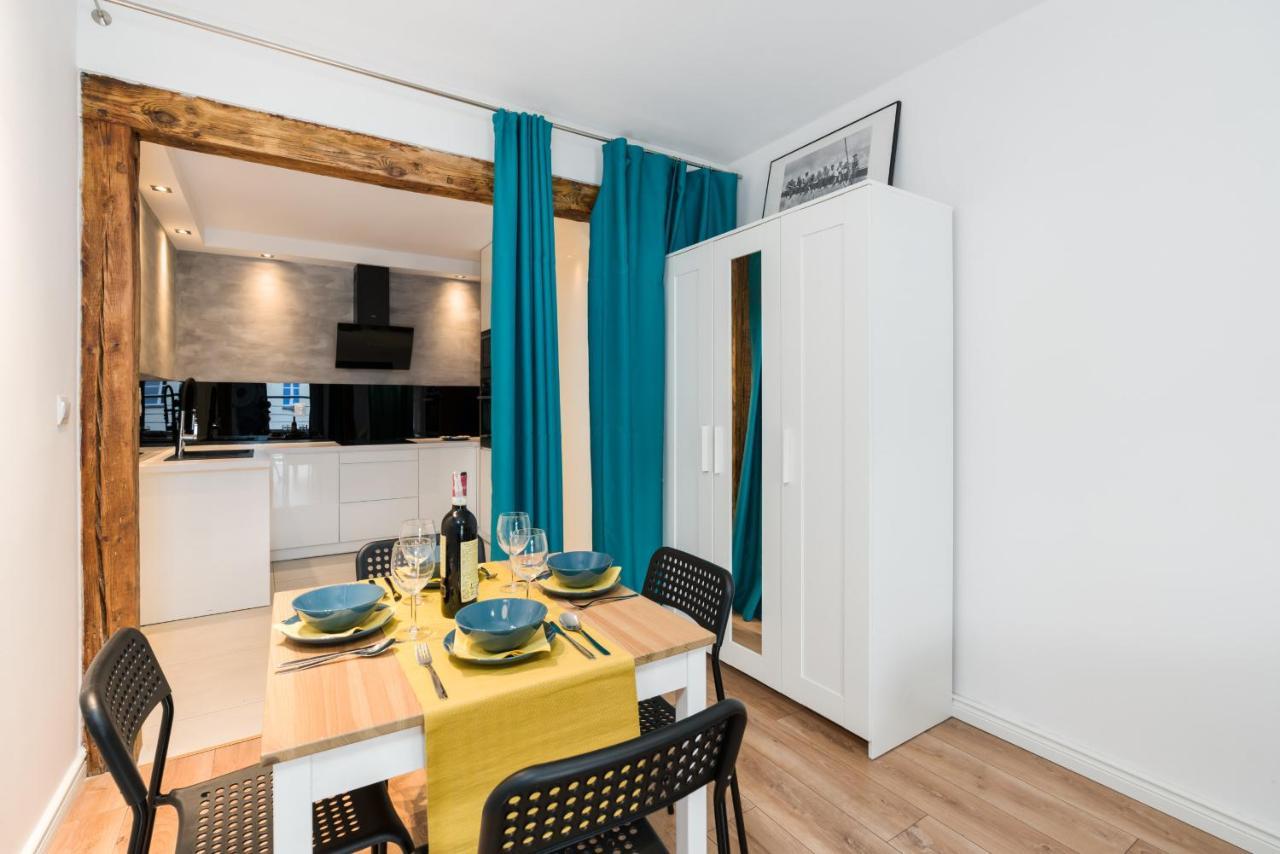 Apartment Poznan Old Town Strzelecka By Noclegi Renters Exteriör bild
