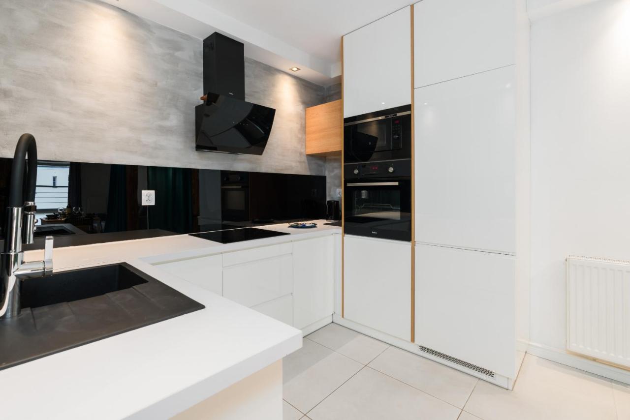 Apartment Poznan Old Town Strzelecka By Noclegi Renters Exteriör bild